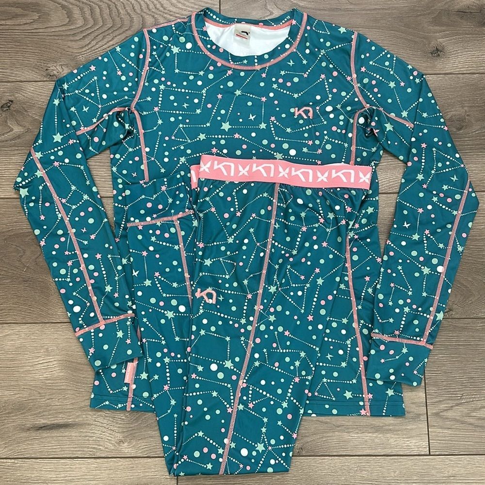 NWOT Kari Traa Base Layer Set Green Constellation Print Size Medium